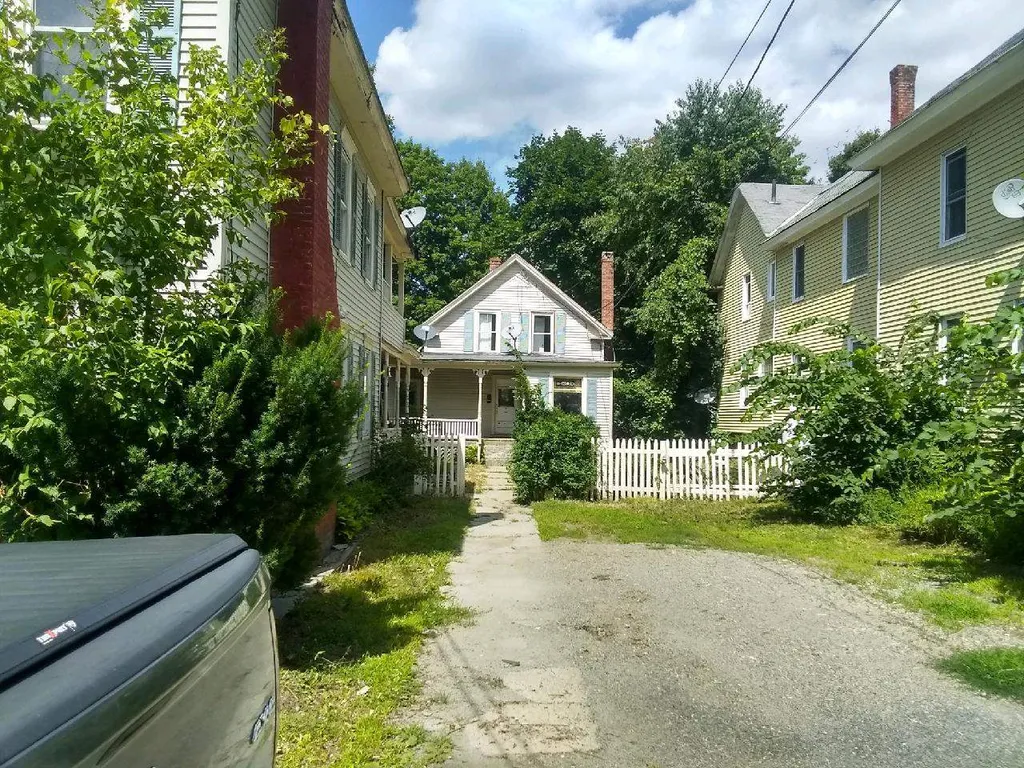 85-87 Summer Street Claremont NH 03743