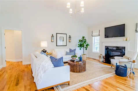 23 Catalpa Road Salem NH 03079
