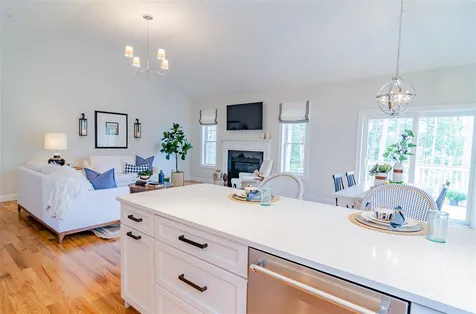 23 Catalpa Road Salem NH 03079