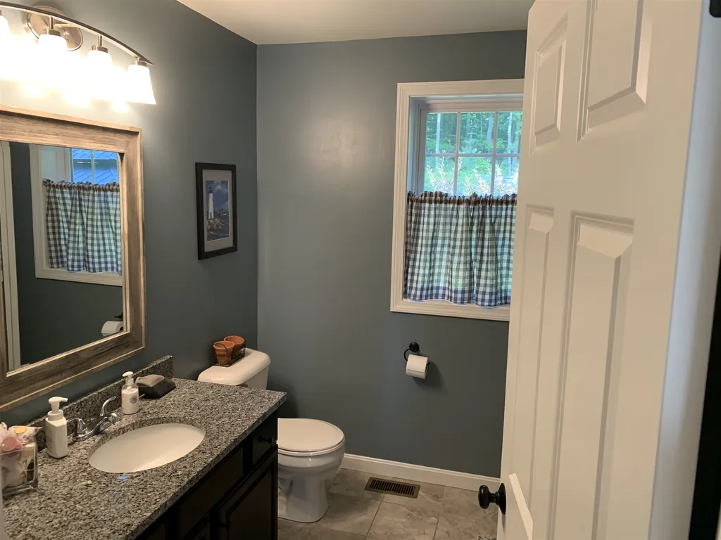 11 Ebony Drive Rochester NH 03867