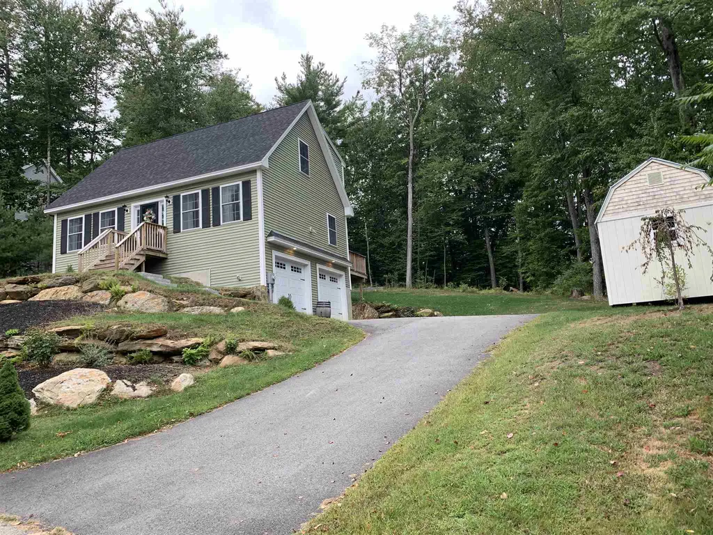 11 Ebony Drive Rochester NH 03867