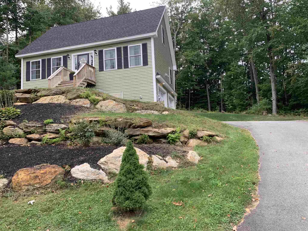 11 Ebony Drive Rochester NH 03867