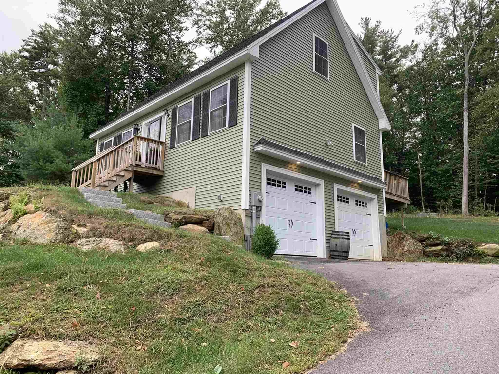 11 Ebony Drive Rochester NH 03867