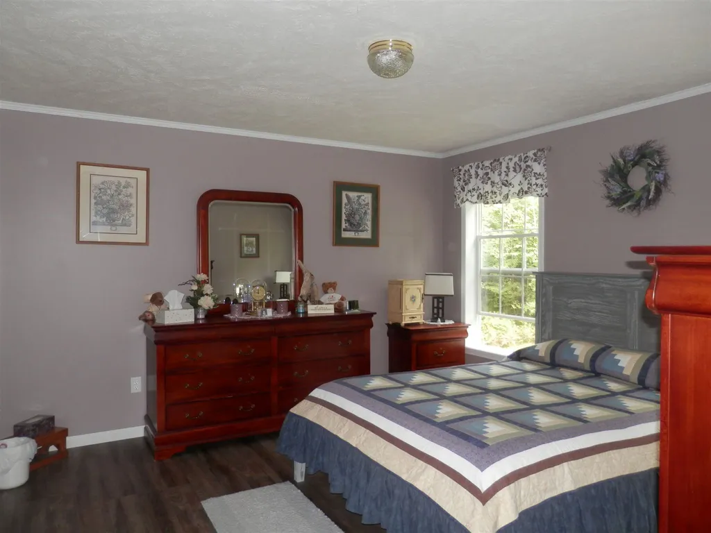 8 Timberline Drive Tilton NH 03276
