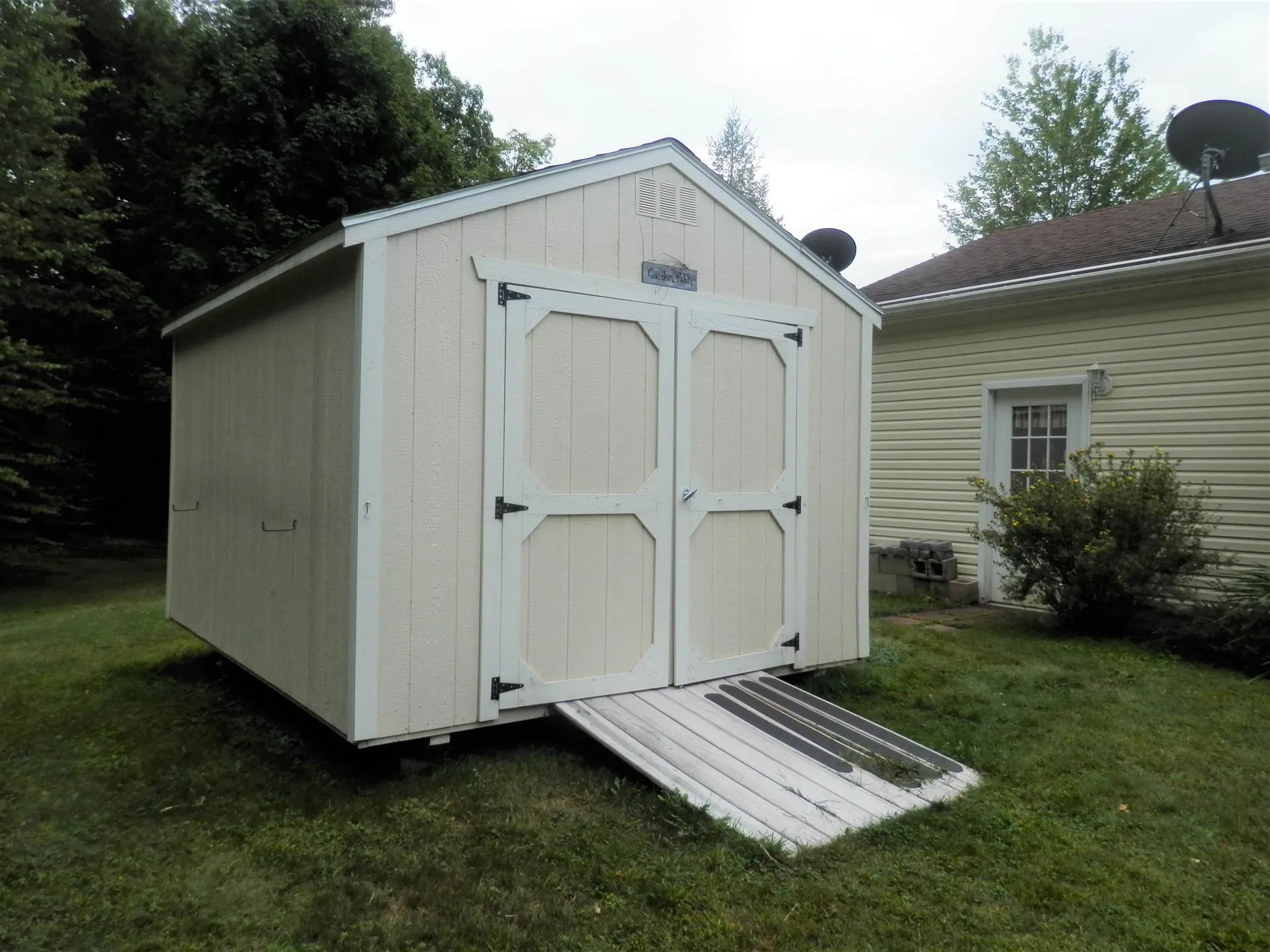 8 Timberline Drive Tilton NH 03276