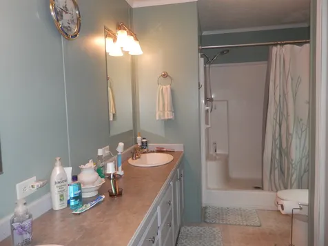 8 Timberline Drive Tilton NH 03276