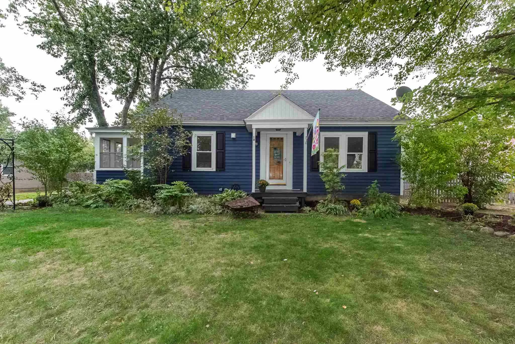 20 Nash Parkway Somersworth NH 03878