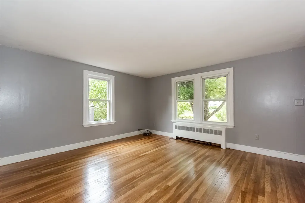 20 Nash Parkway Somersworth NH 03878