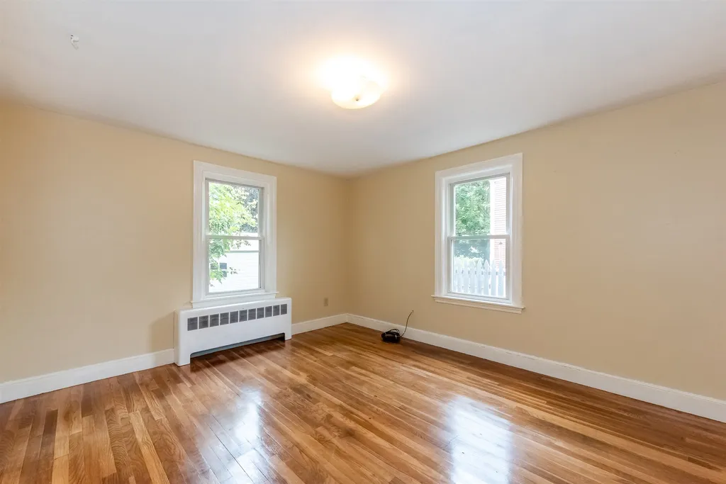 20 Nash Parkway Somersworth NH 03878