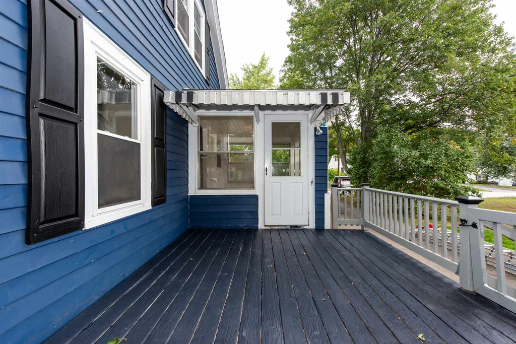 20 Nash Parkway Somersworth NH 03878