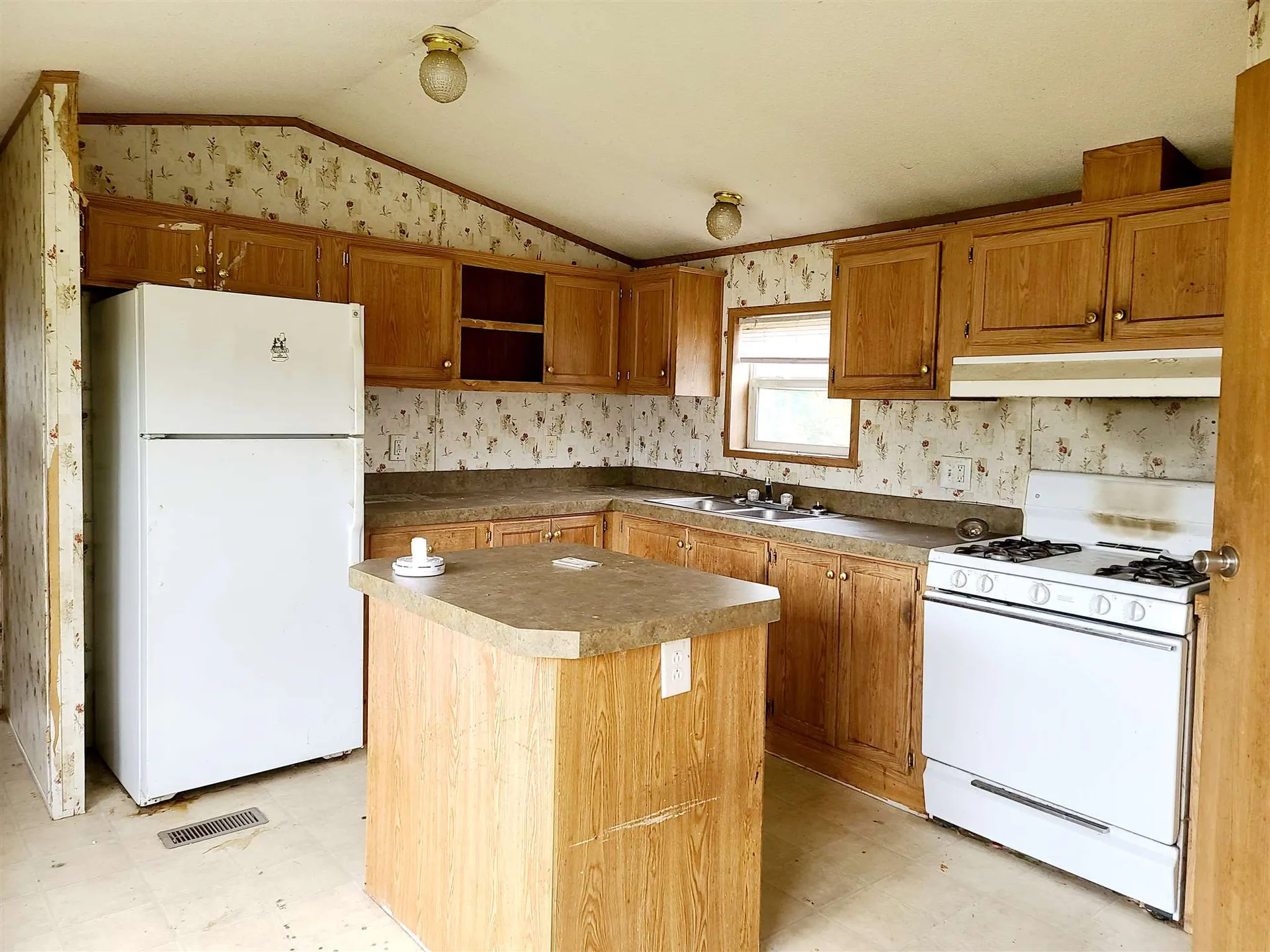 449 A Avenue St. Johnsbury VT 05819
