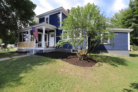 22 Dearborn Street Franklin NH 03235