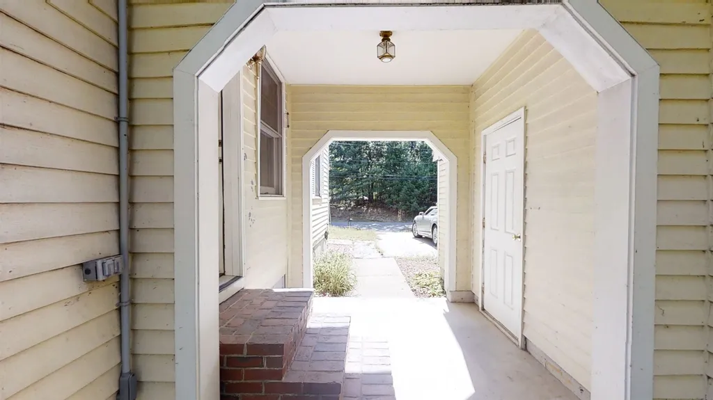 2 Brenton Street Litchfield NH 03052