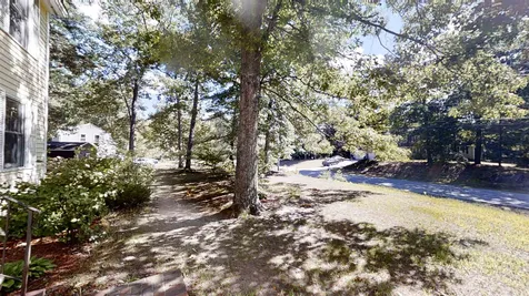 2 Brenton Street Litchfield NH 03052