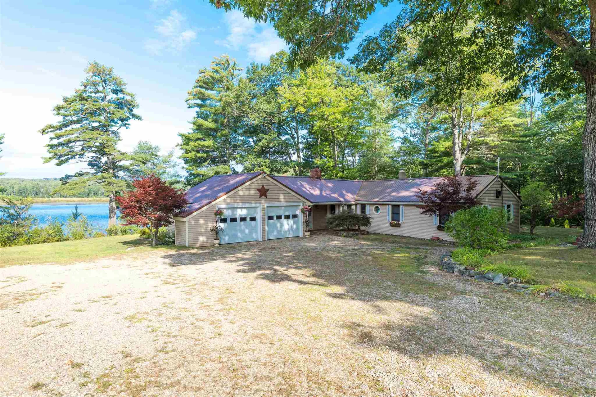 51 Shaw Road Barnstead NH 03218-4076