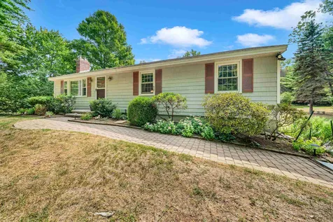 95 Garrity Road Lee NH 03861