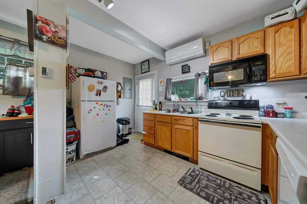 14 Crystal Avenue Derry NH 03038