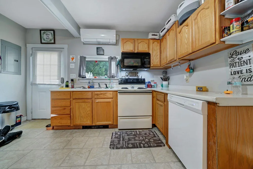 14 Crystal Avenue Derry NH 03038
