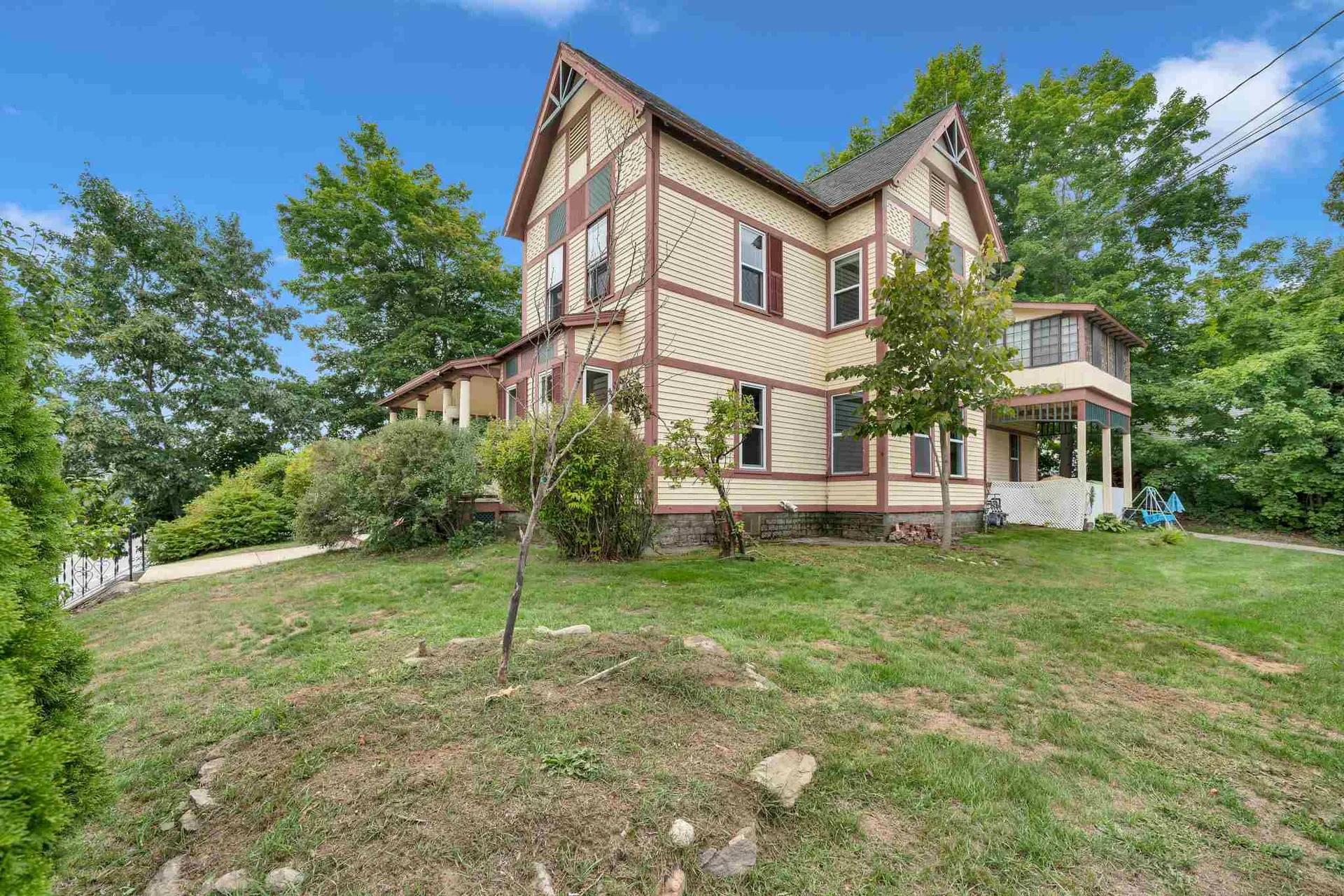 14 Crystal Avenue Derry NH 03038