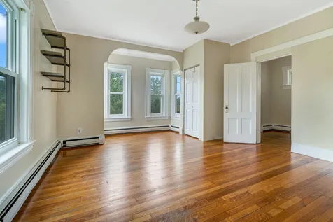 14 Crystal Avenue Derry NH 03038