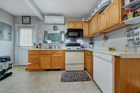 14 Crystal Avenue Derry NH 03038