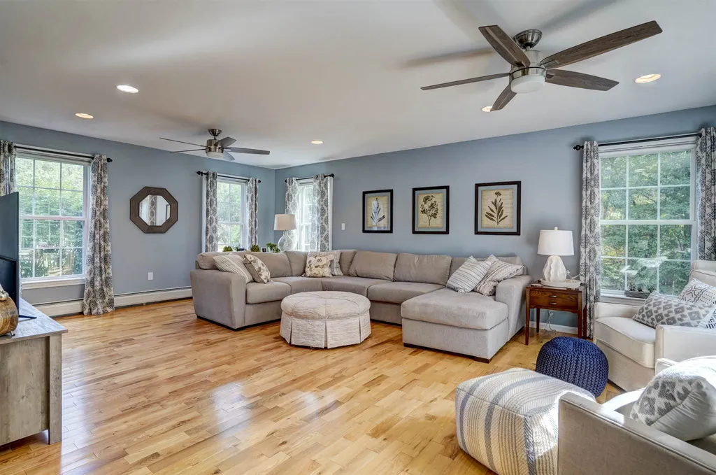23 Madison Lane Newmarket NH 03857