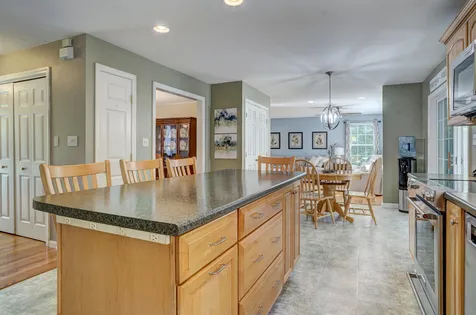 23 Madison Lane Newmarket NH 03857