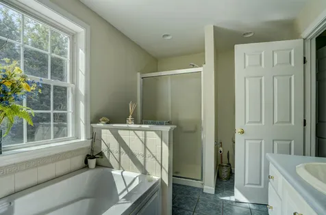 23 Madison Lane Newmarket NH 03857