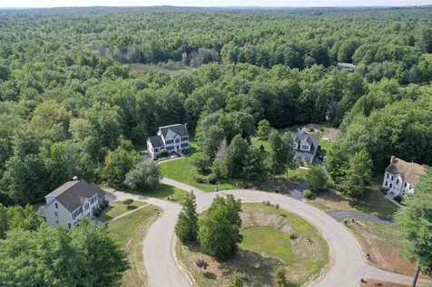 23 Madison Lane Newmarket NH 03857