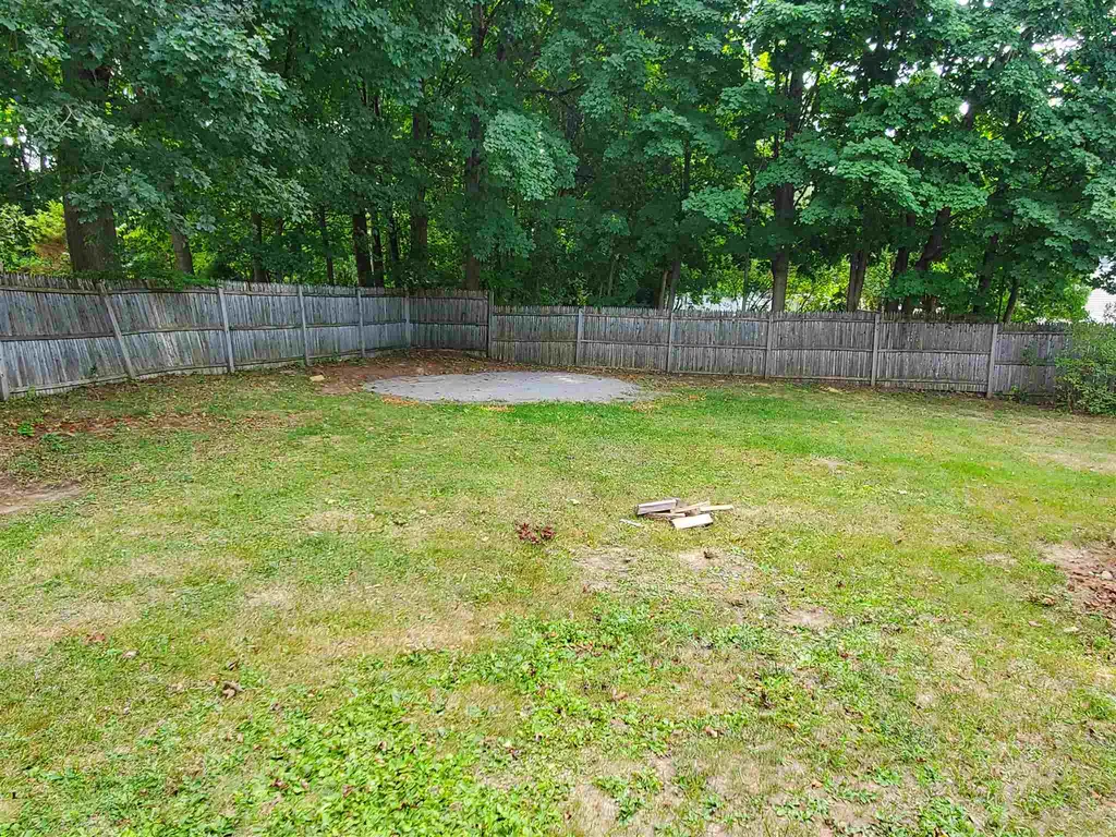 17 Rochester Hill Road Rochester NH 03867