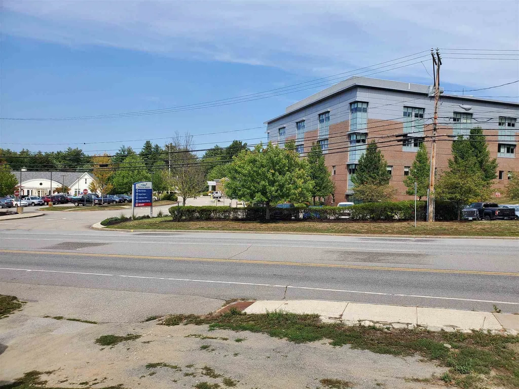 17 Rochester Hill Road Rochester NH 03867