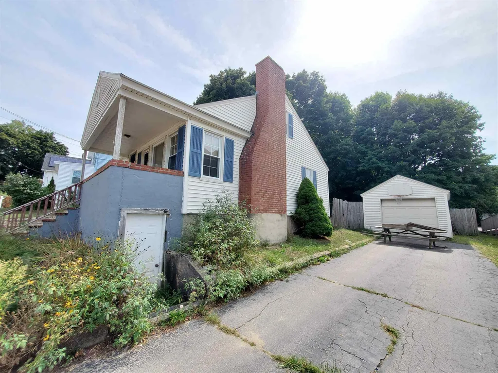 17 Rochester Hill Road Rochester NH 03867
