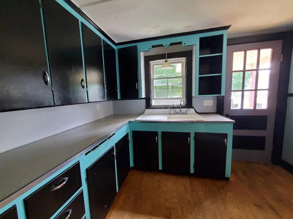 17 Rochester Hill Road Rochester NH 03867