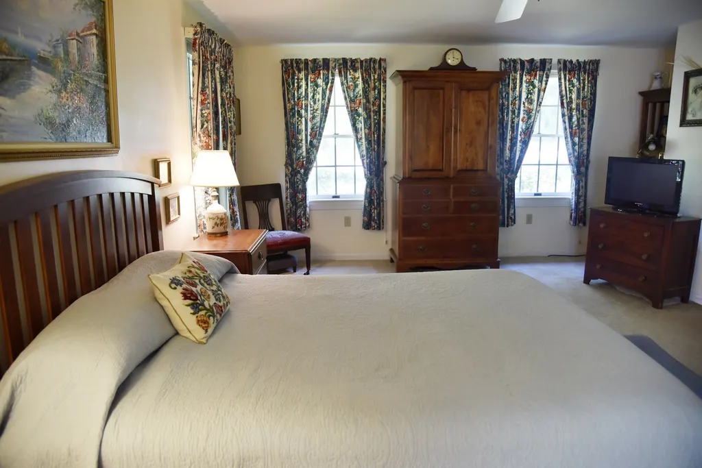 66 Pinecrest Drive Gilford NH 03249