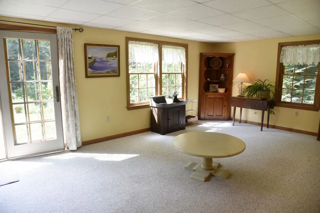 66 Pinecrest Drive Gilford NH 03249