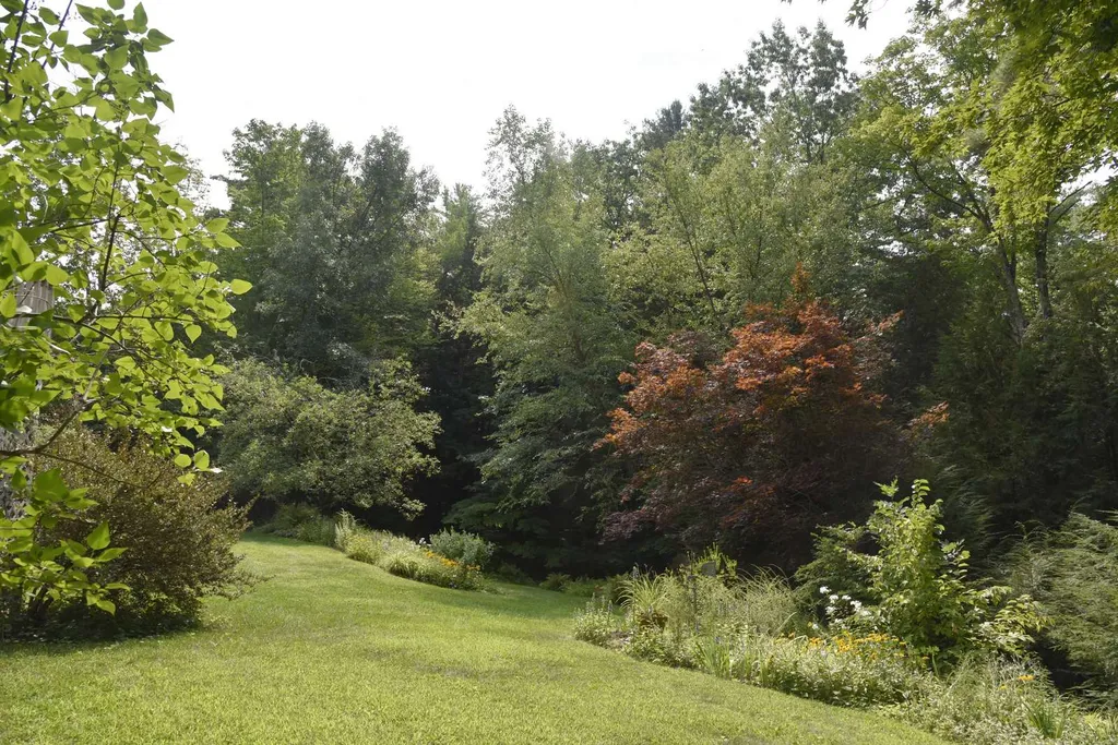 66 Pinecrest Drive Gilford NH 03249