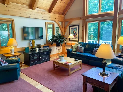 243 Sherwood Drive Mendon VT 05701
