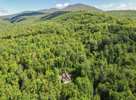 243 Sherwood Drive Mendon VT 05701
