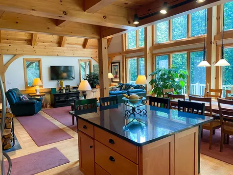 243 Sherwood Drive Mendon VT 05701