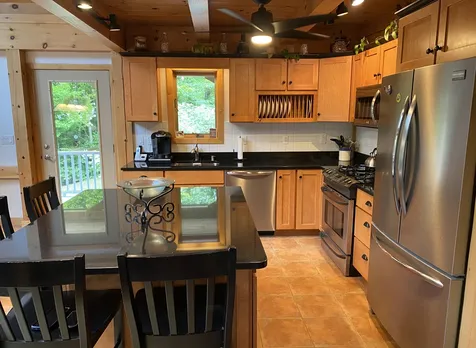 243 Sherwood Drive Mendon VT 05701