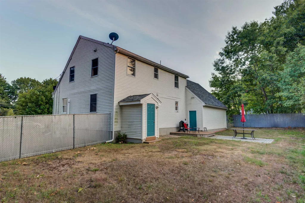40 Fortier Drive Rochester NH 03867