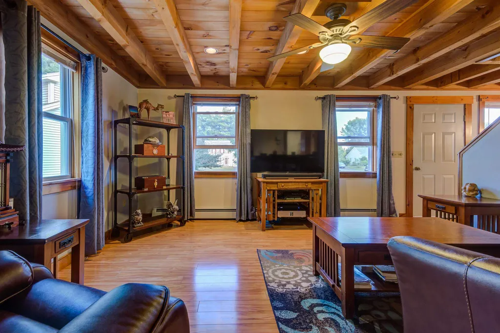 40 Fortier Drive Rochester NH 03867