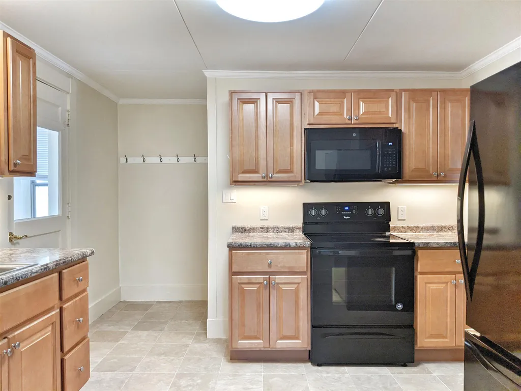 20 Walker Street Laconia NH 03246