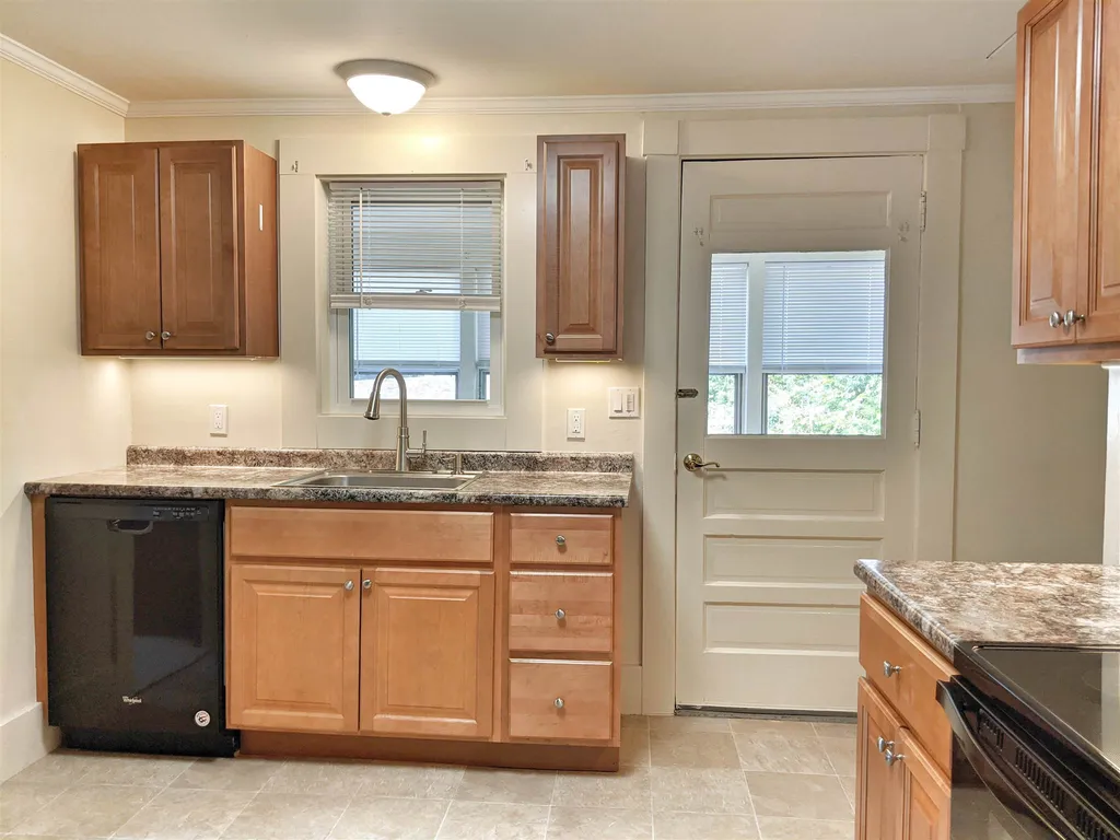 20 Walker Street Laconia NH 03246