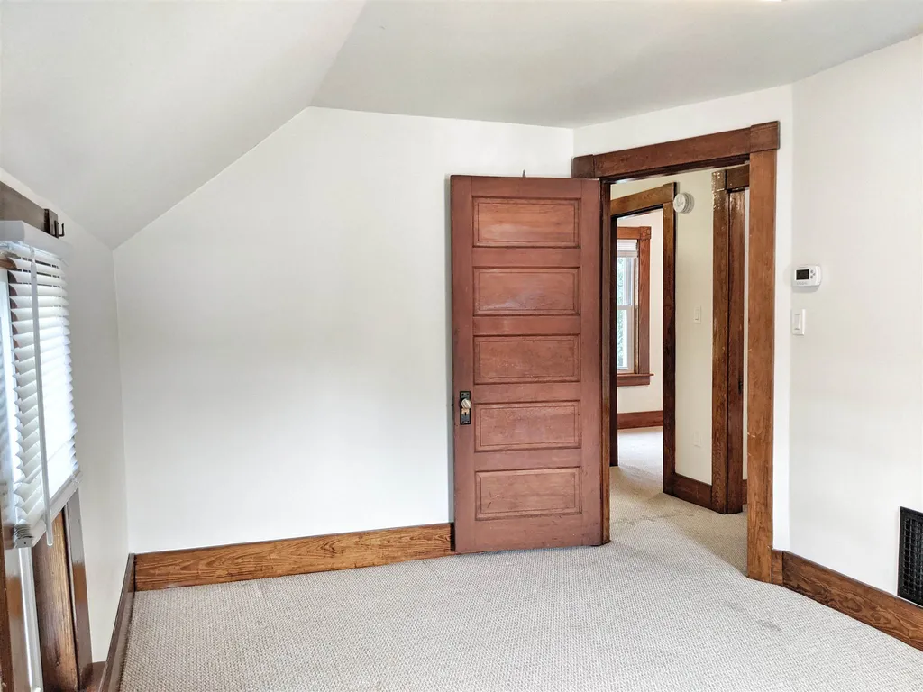 20 Walker Street Laconia NH 03246