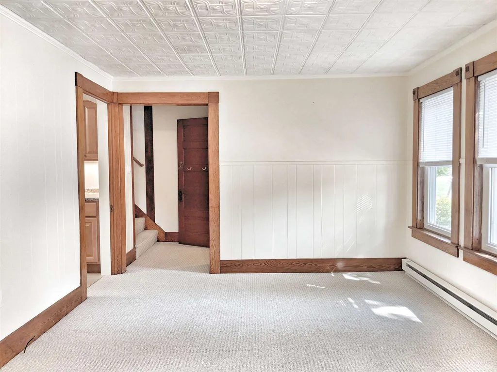 20 Walker Street Laconia NH 03246