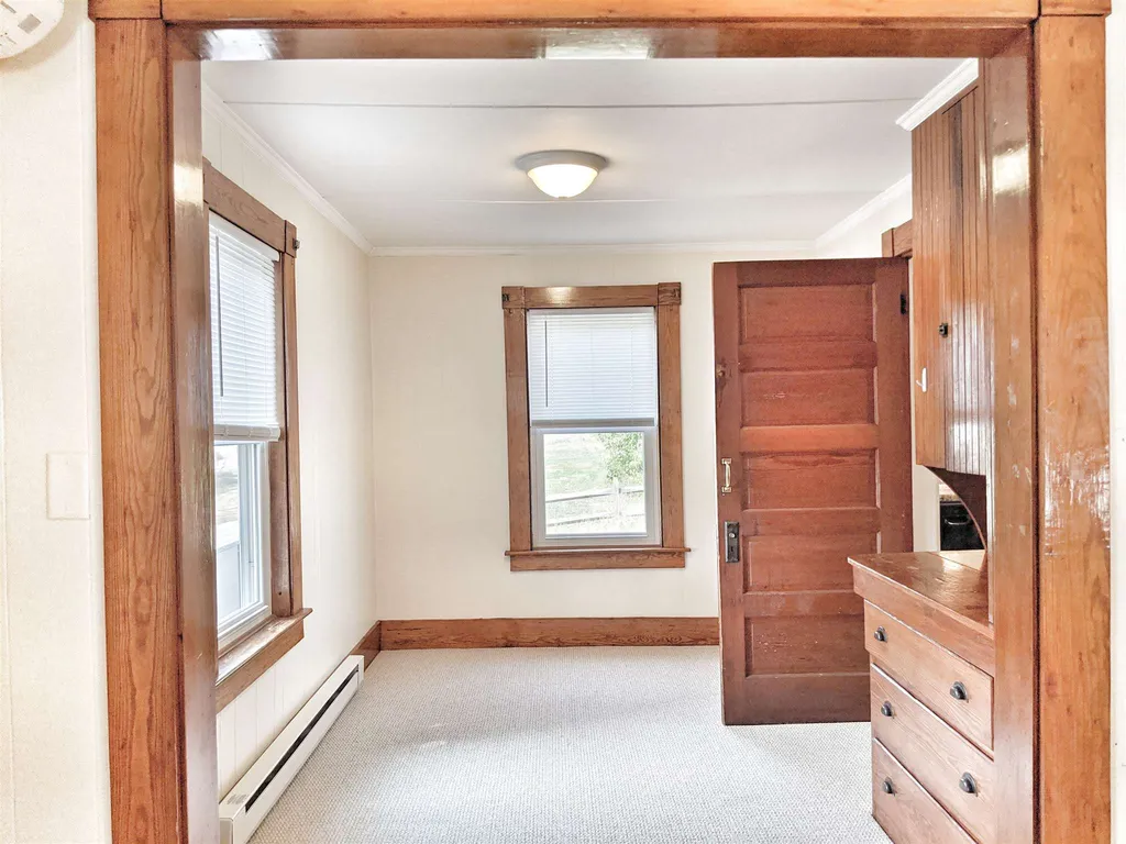20 Walker Street Laconia NH 03246