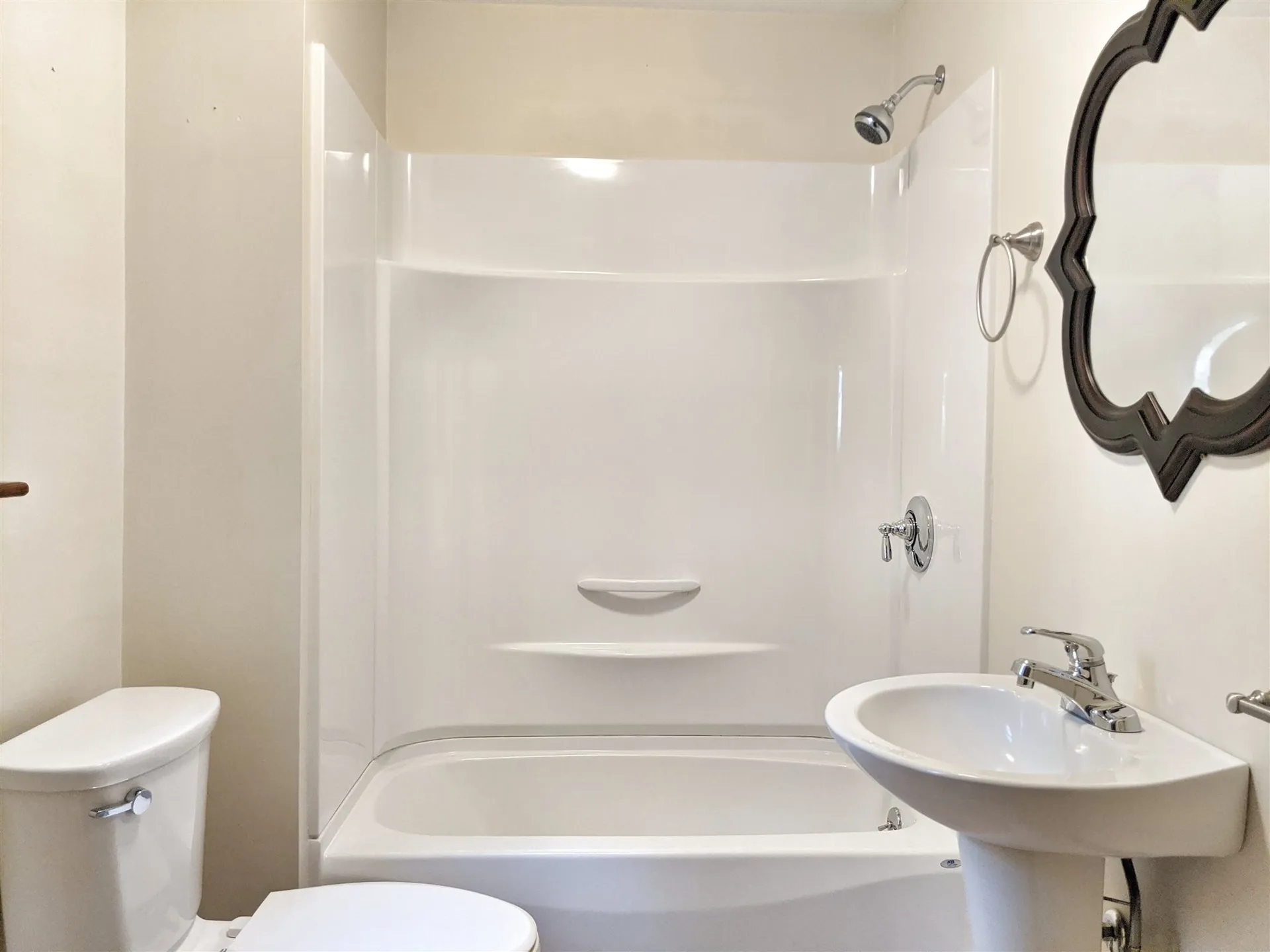 20 Walker Street Laconia NH 03246