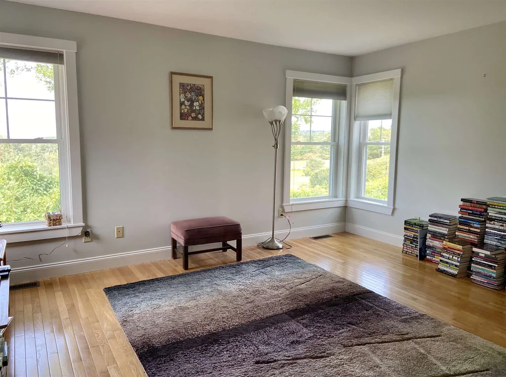 256 Commons Road Williston VT 05495