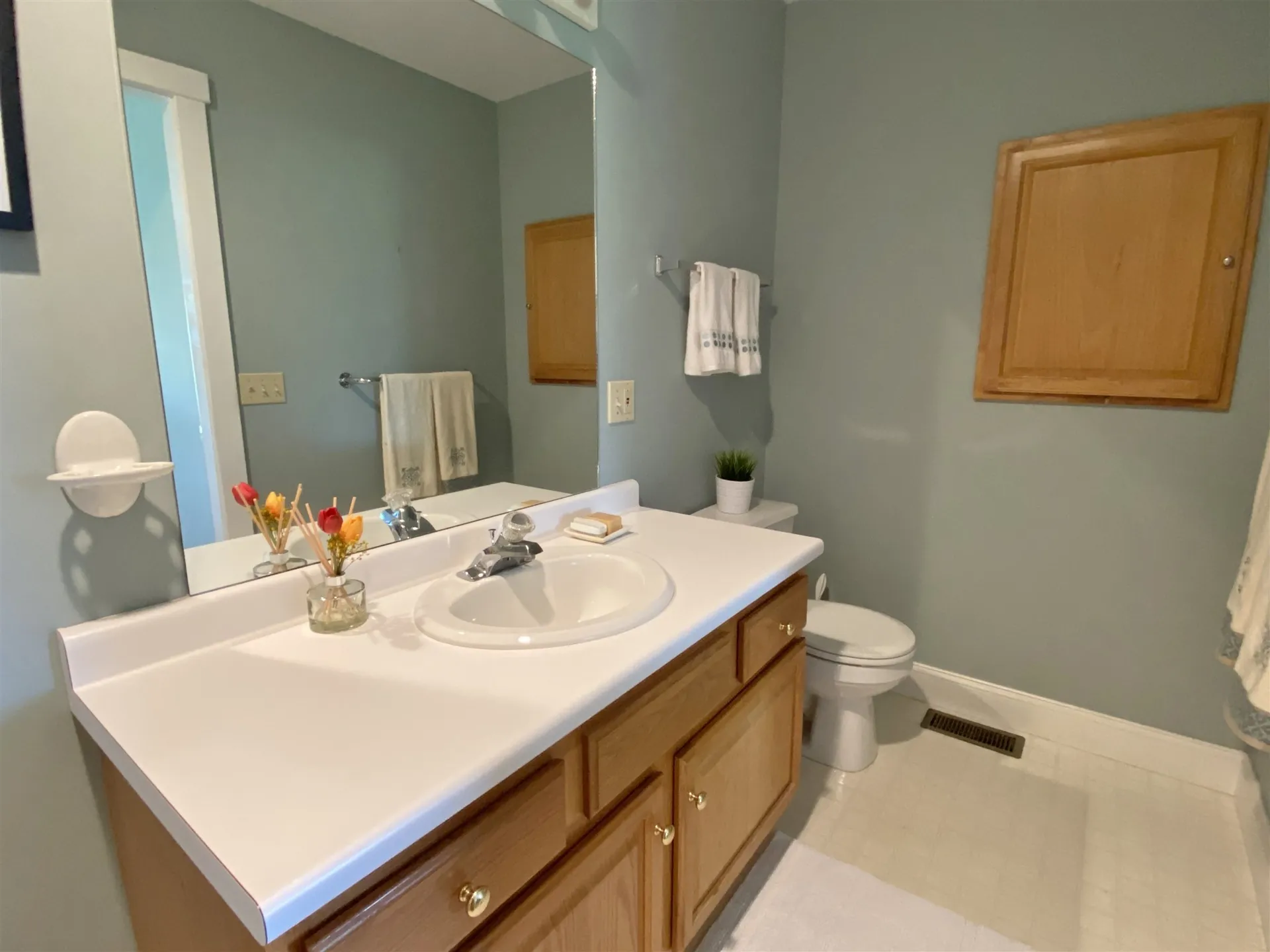 256 Commons Road Williston VT 05495